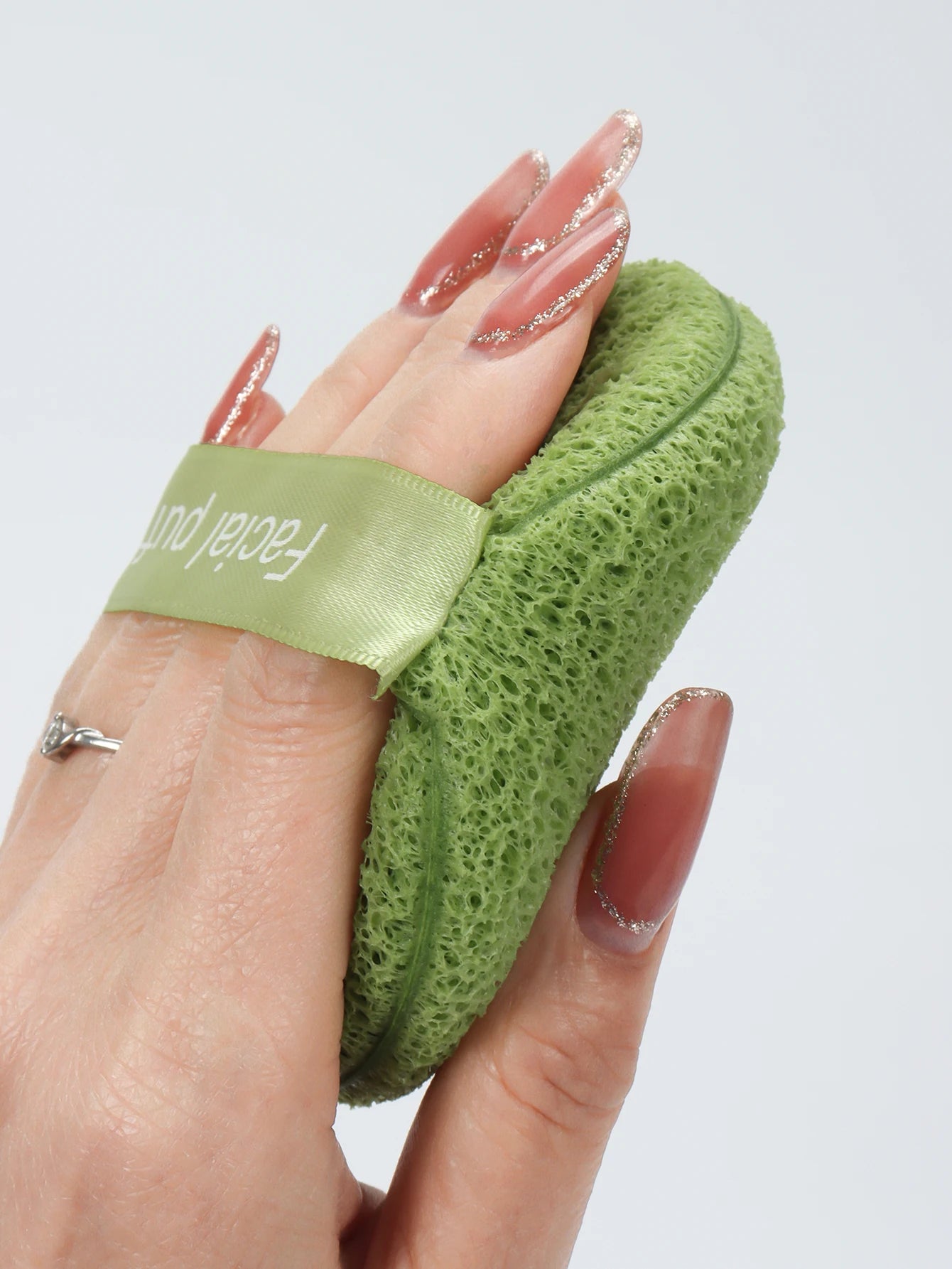 Gant matcha, soins de peau - Atelier Matcha